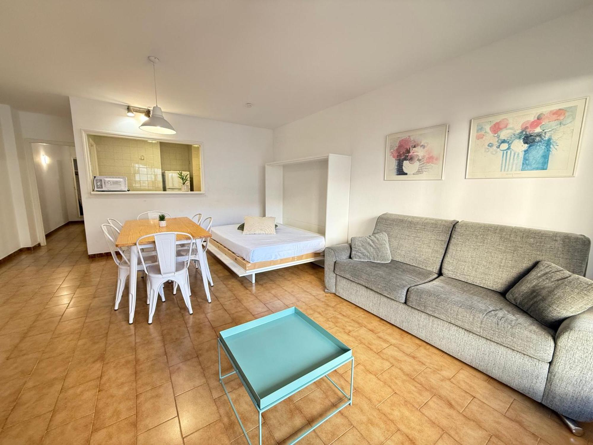 Apartment Agi Sant Jordi